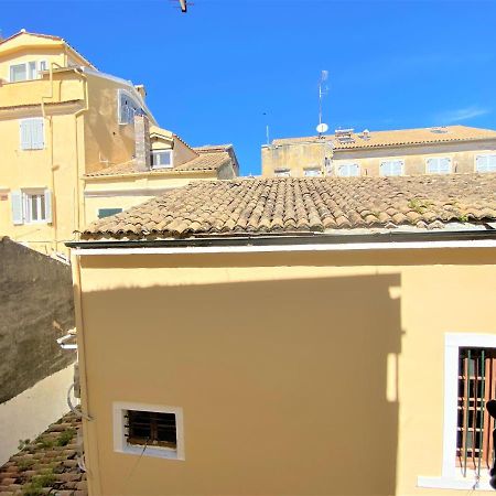 Mary'S Melodies At Corfu Old Town Exterior foto