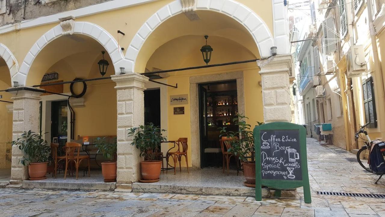 Mary'S Melodies At Corfu Old Town Exterior foto